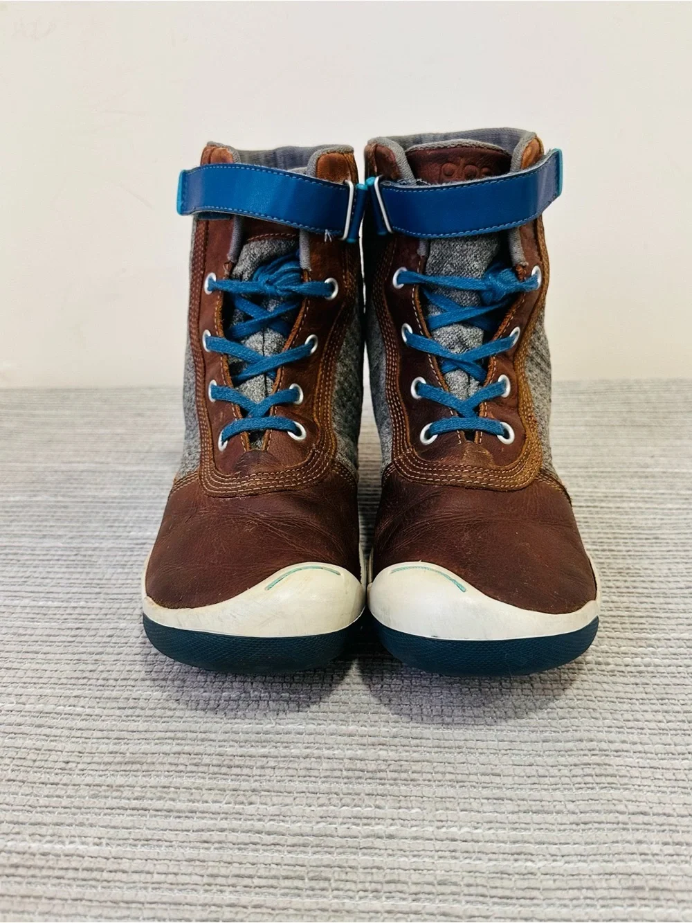 PLAE Noel Kids Winter Boots Big Kid Youth Size 4.5 Leather Sweater Brown